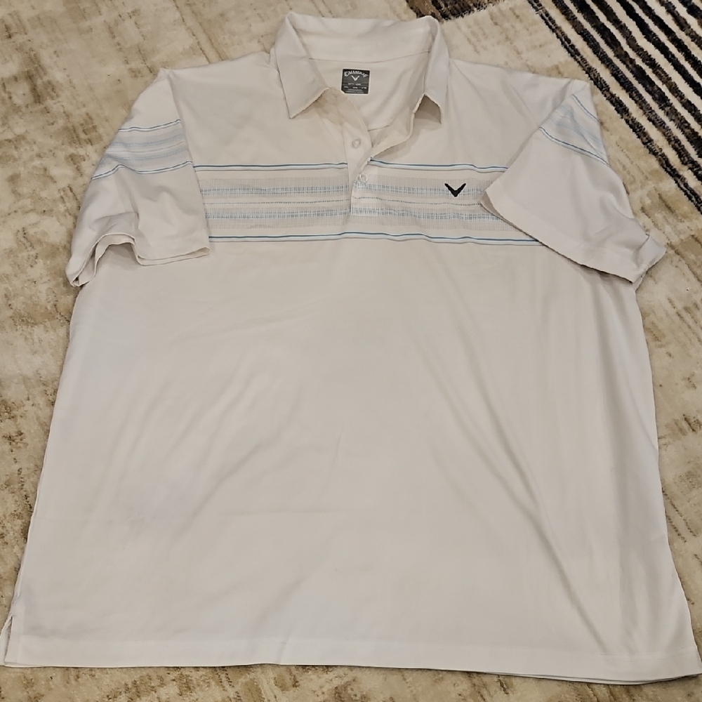 Callaway Men’s White Polo with Light Blue Stripe Detail
